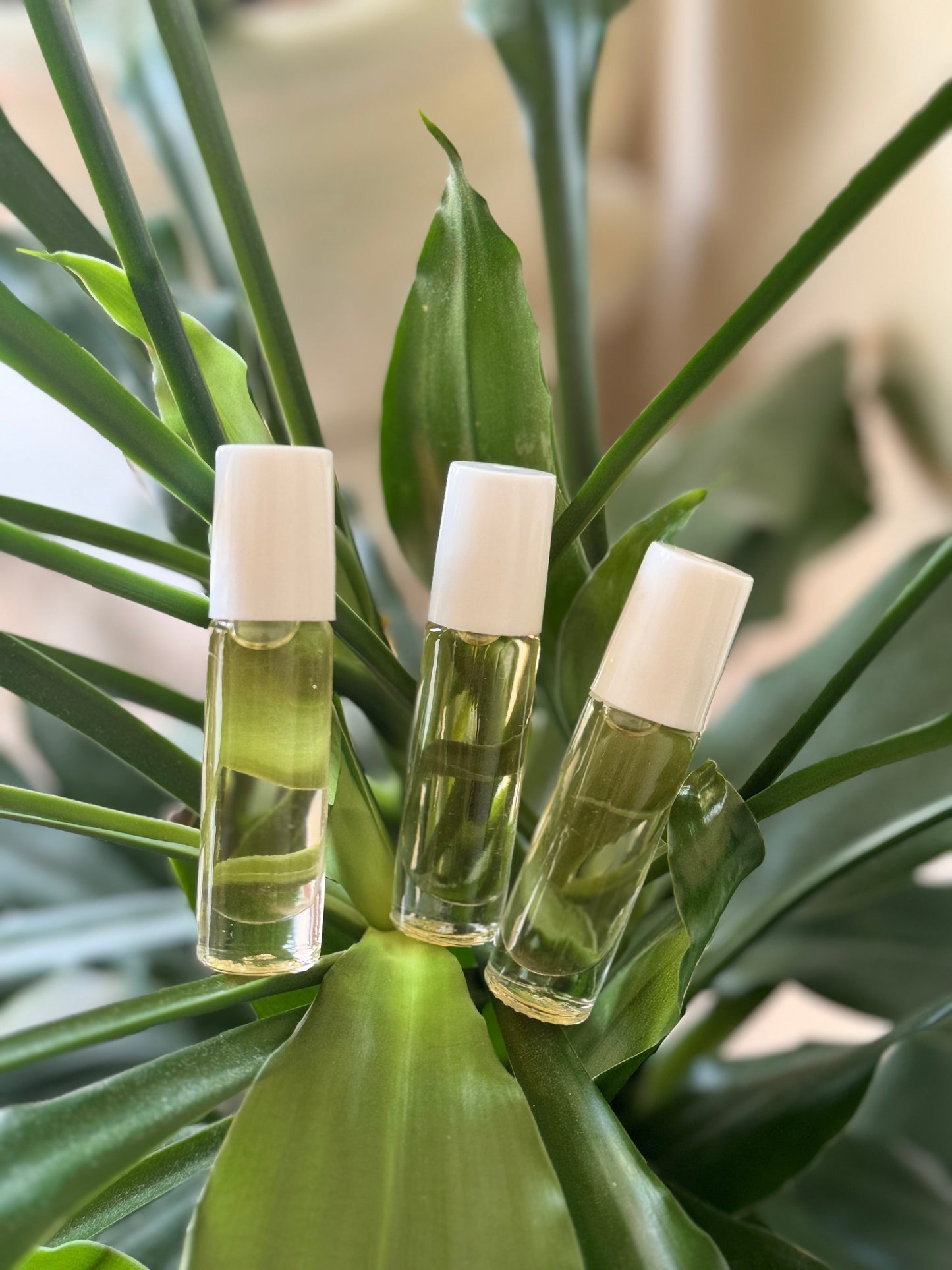 Sopdet Oud Oil Roller- (Women's)