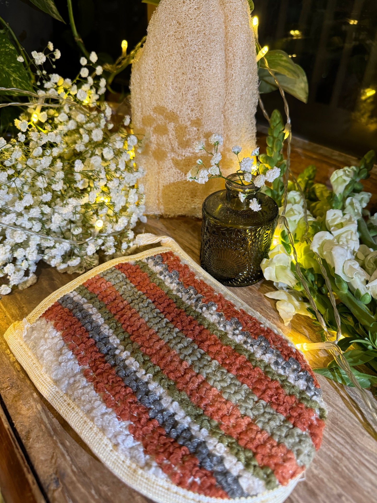 The Palm Pressed Loofah GLOVE